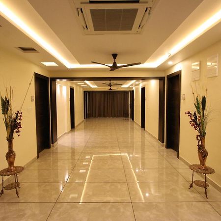 The Butterfly Luxury Serviced Apartments ヴィシャーカパトナム エクステリア 写真