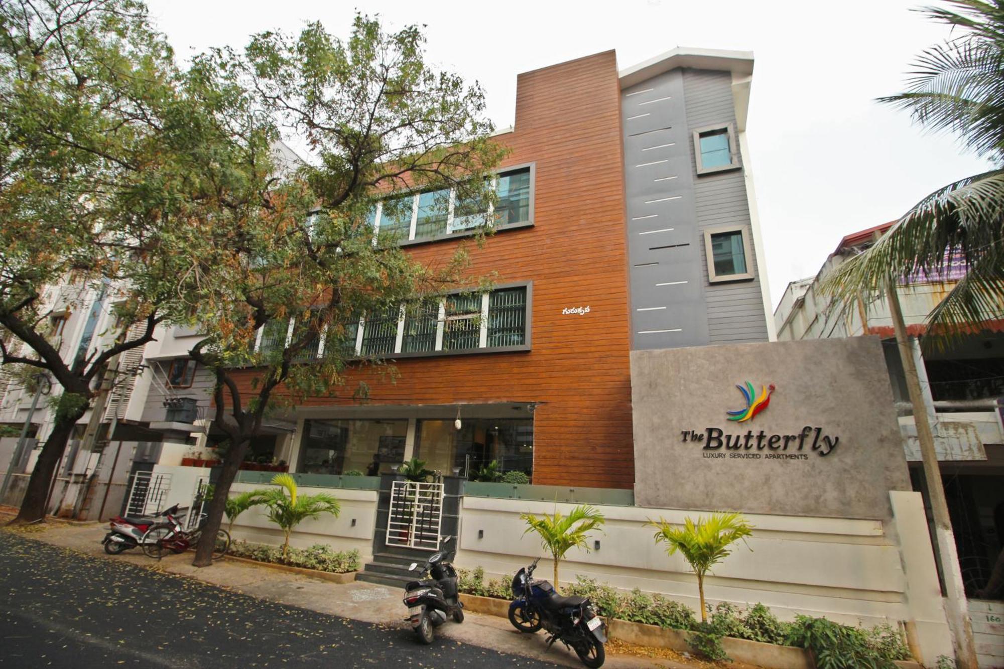 The Butterfly Luxury Serviced Apartments ヴィシャーカパトナム エクステリア 写真