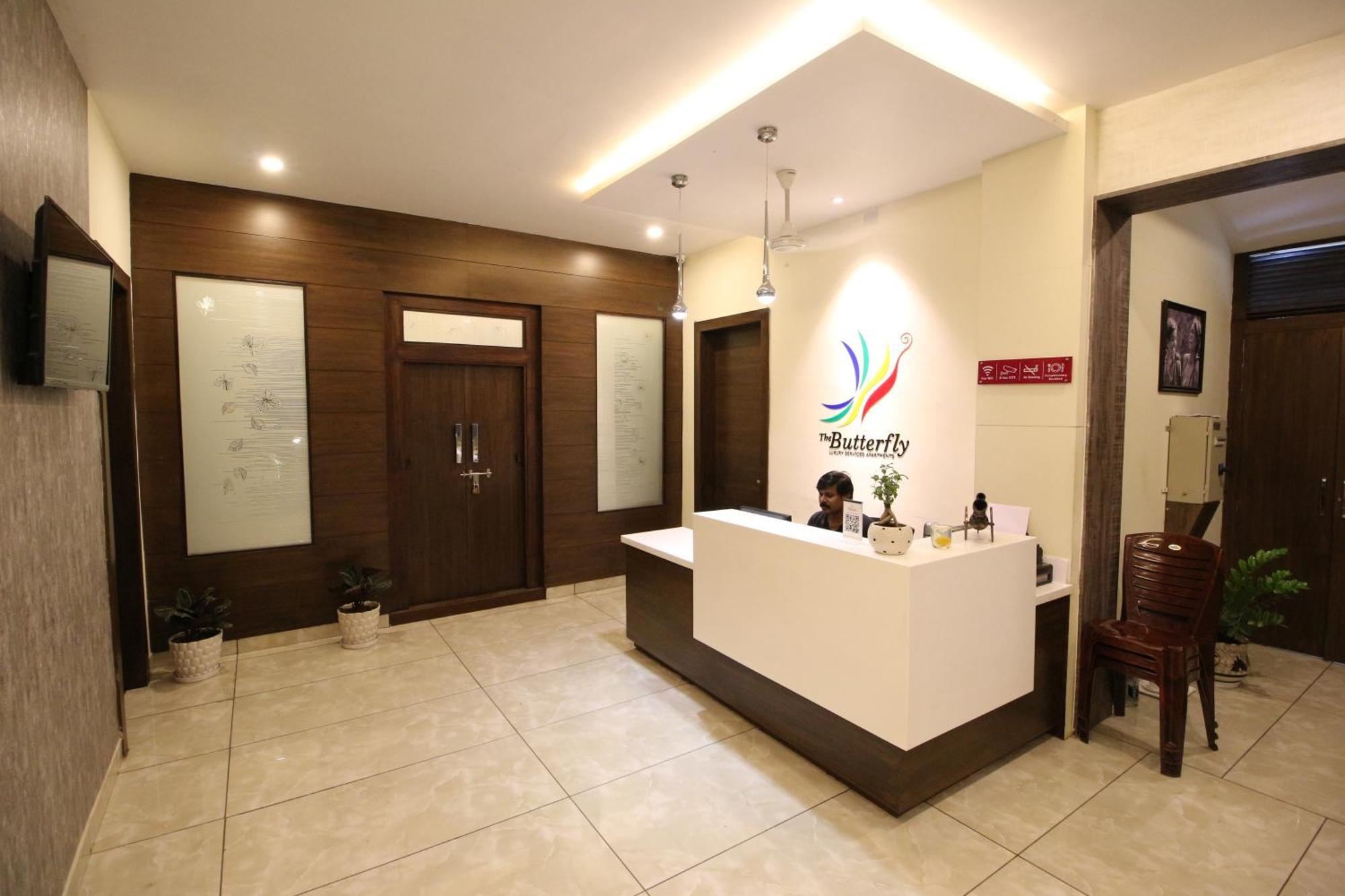 The Butterfly Luxury Serviced Apartments ヴィシャーカパトナム エクステリア 写真